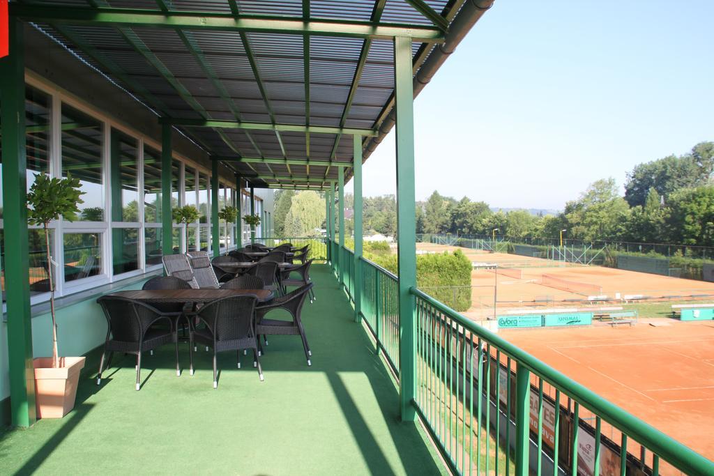 Penzion Tenis Klub Deza Valašské Meziříčí المظهر الخارجي الصورة